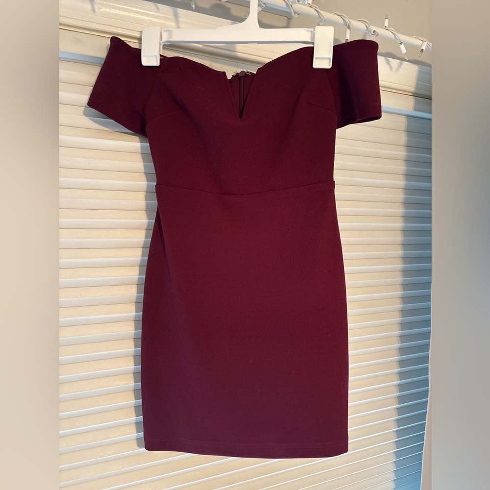 Lulu's Strapless Burgundy Dress